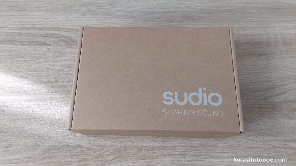 Sudio B1の外箱