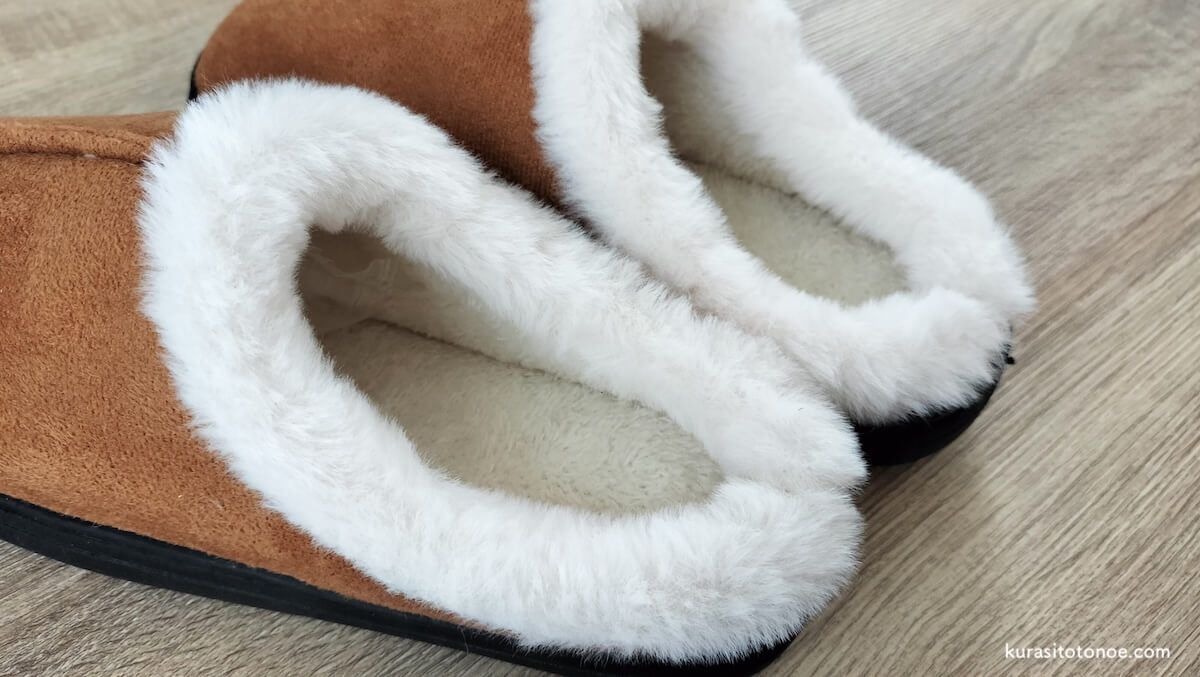 ダイソー冬スリッパ